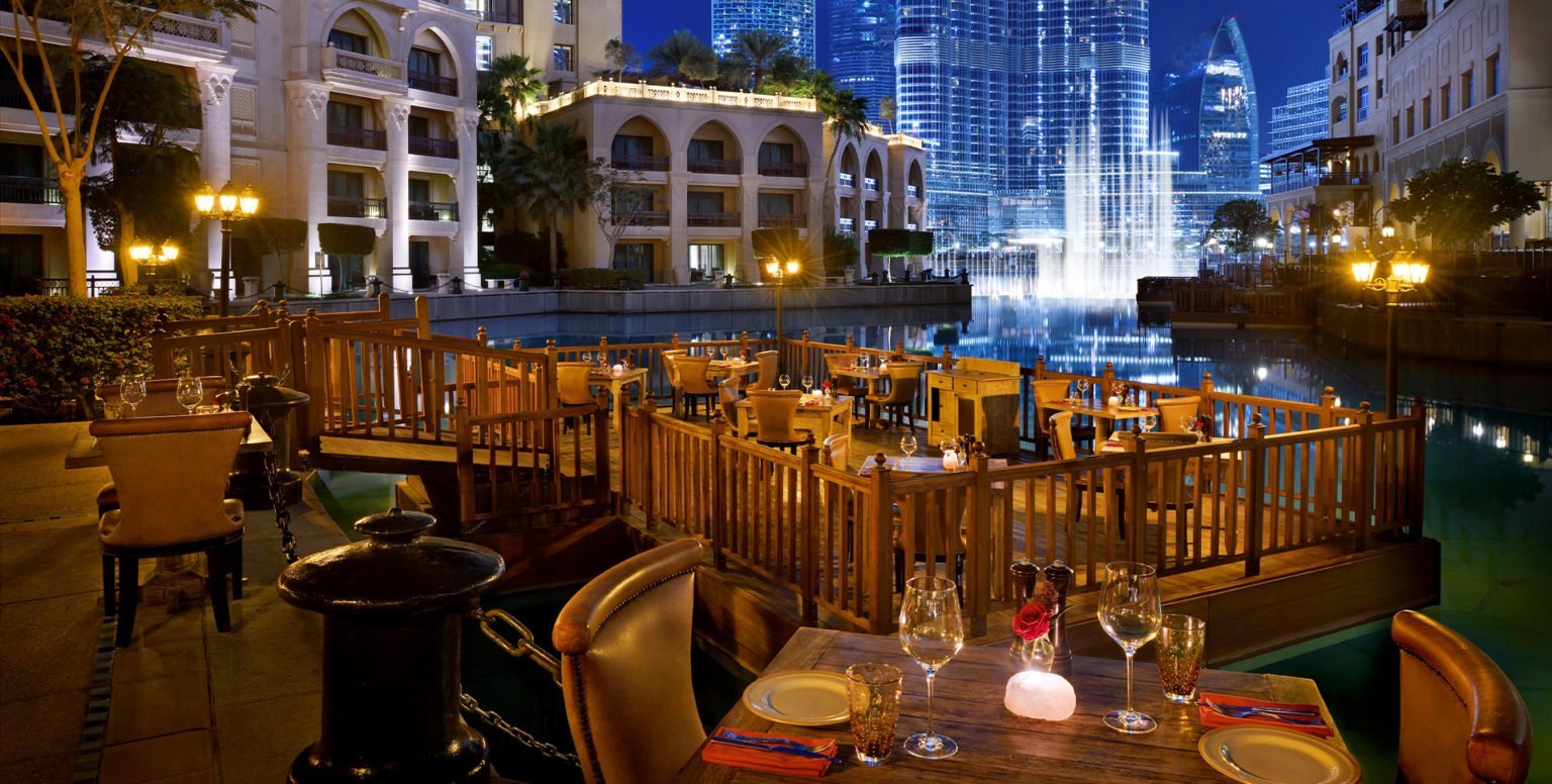Dining : Palace Downtown - Address Hotels in Dubai