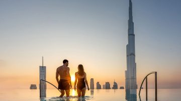 يوم من المتعة الخيالية: تجربة المسابح اللامتناهية وإطلالات السطح في العنوان للفنادق والمنتجعات بدبي